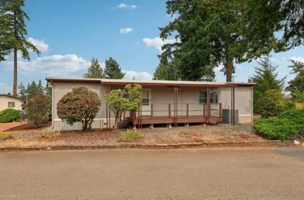 $89,900 / 3br - 1152ft2 - 3 bed 2 bath Dbl-wide Manufactured home (Spanaway)63874303192963124