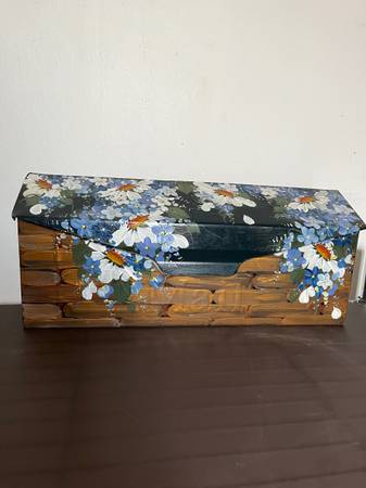 Hand Painted Mail Box 1