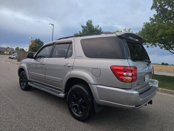 2001 Toyota Sequoia Limited 4WD 4.7 V8 - $7,500 (Greeley)63619738634243122