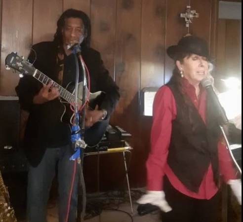 Lucia Levi play at Rotterdam Community Center 1