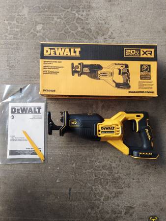 New Dewalt XR Reciprocating Sawzall 20V - Tool Only. 1