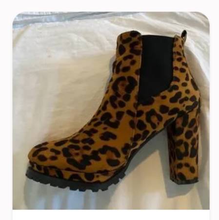 Leopard Print Ankle Boots 1