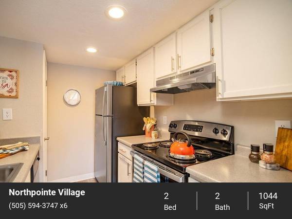 View, Stackable Washer & Dryers, Fully Equipped Kitchen 1