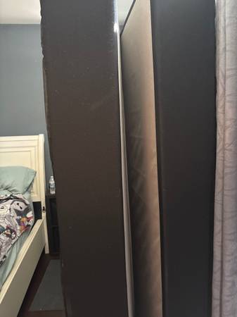 Cal king box springs 1