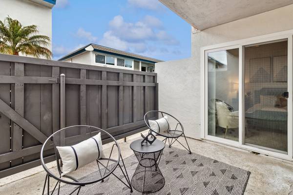 Double-Pane Windows, Pet Friendly, Designated Grill Locations 1