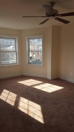 $2,195 / 2br - 2BR with Central Air for Nov/Dec Move in at 1530 Pine! (Rittenhouse Square)63666799906689124