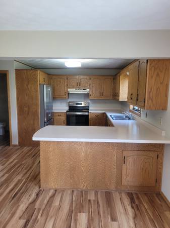 $1,675 / 2br - 1450ft2 - Duplex en alquiler - 2 BR, 1.5 BA (Appleton)63845965810435124