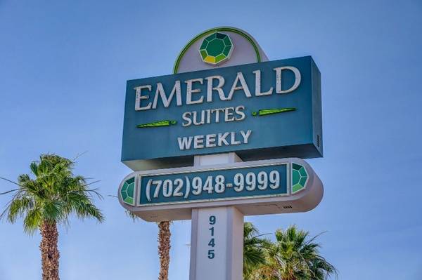 $509 / 2br - Close to Freeway, Swimming Pool, Copy and Fax Services (9145 Las Vegas Blvd. South, Las Vegas, NV)63859497167107123