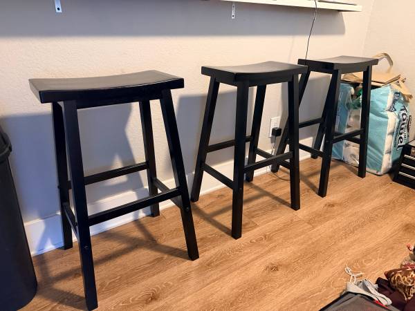 Counter Height Saddle Stools Set 1
