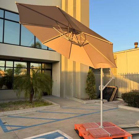 best patio umbrella base Sturdy Patio Umbrella Bases