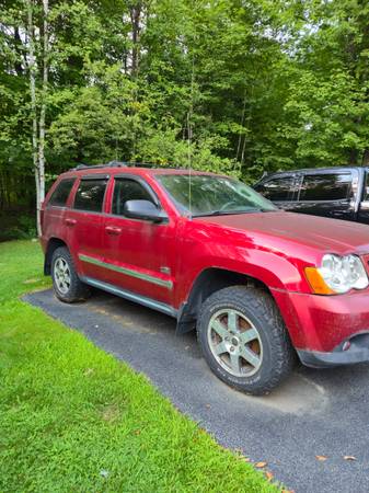 Piezas de Jeep Grand Cherokee 2009 o ponlo a funcionar: $1.100 (Mineville)63441391606787122