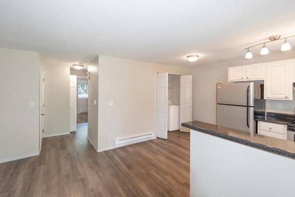 $1,487 / 1br - 691ft2 - Fireplace, TV Lounge, Free Wi-Fi in Common Areas, Tour Today63786707657731121