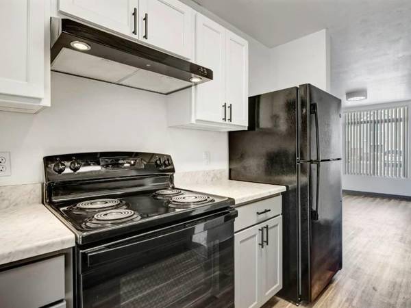 $1.650 / 3 habitaciones - 1110 pies cuadrados - Sala comunitaria con chimenea, distribución abierta, centro de negocios63470216259585124