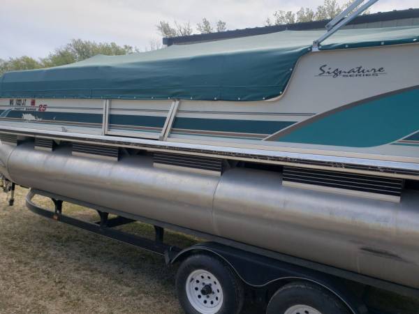 Pontoon 1
