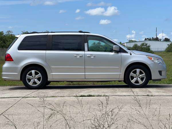 2009 VOLKSWAGEN ROUTAN - $3,950 (BROWNSVILLE TX)63612079539331124