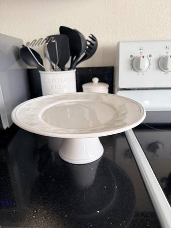 Ceramic Oval Pedestal Cake Stands "New in Box" 1