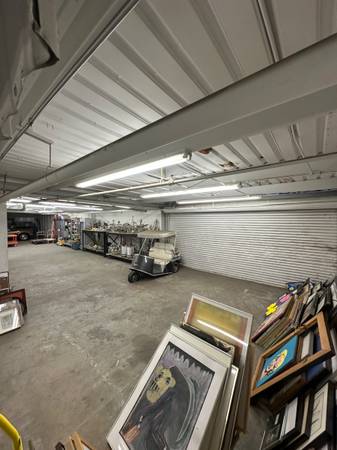 $10,000 / 11000ft2 - AMAZING CHEAP GIANT WAREHOUSE SPACE 11,000 SQ FT (PALM SPRINGS)63736290669571123