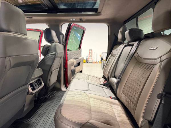 2025 Ford F-450 Super Duty - Photo 11