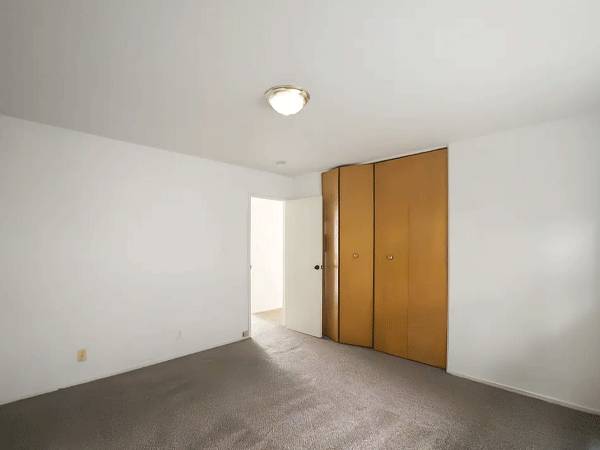 $1,000 / 1br - ""This stylish studio 1BR /1BA apartment"" (Palo Alto, CA)64030486670465120