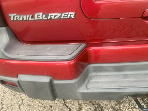 2003 Chevy Trailblazer 4x4 - $5,49963618752381441123