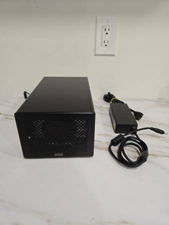 Universal Audio UAD-2 Quad and Solo Cards in OWC Helios PCIe Chassis 1