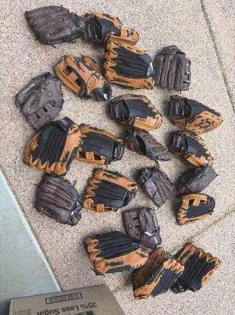 21 Small Baseball Golves 1