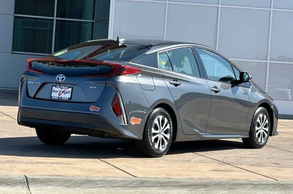 2020 Toyota Prius Prime hatchback Magnetic Gray - $19,200 (_Toyota _ _ Prius Prime _)63477463402371122