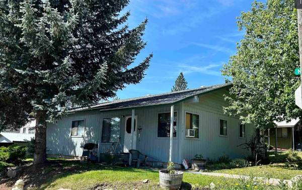 204 Cedar  1