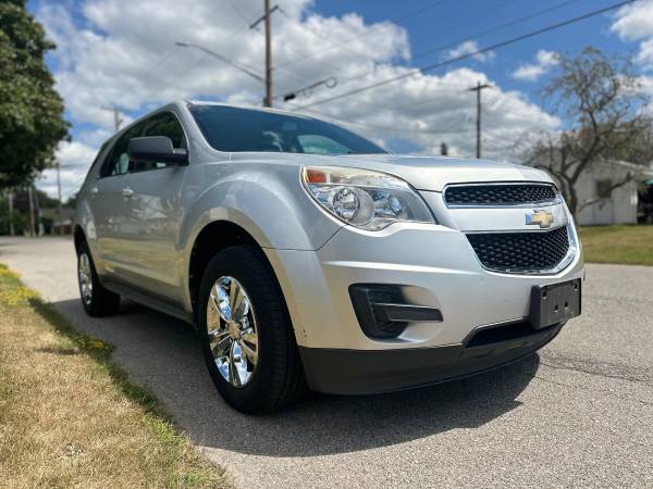 SOLO 89K MILLAS. INSPECCIÓN NUEVA DE NYS • 2011 Chevy Equinox LT *4x4* - $5,500 (Cheektowaga)63483447823489122