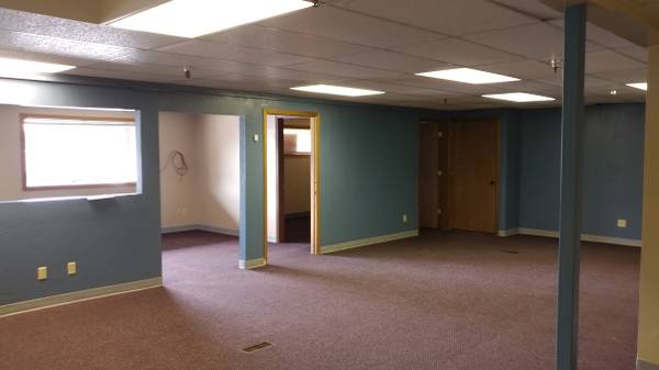 $1,525 / 1150ft2 - Great Centrally Located Office/Retail Space! (Missoula, MT)63657027020673124