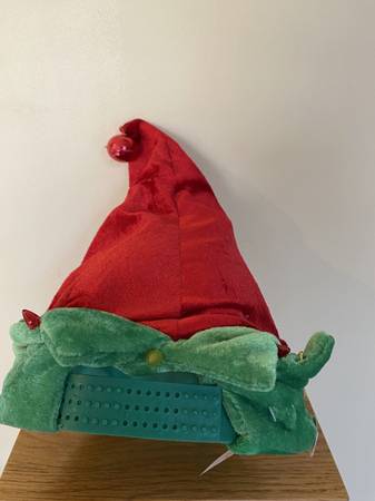 Elf Hat by Dan Dee Collector's Choice- DOES NOT WORK - $5 (Exton)63471299258497121
