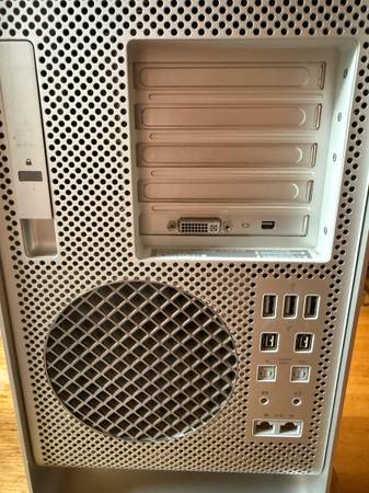 Apple Mac Pro (early-2009) 2.26GHz 8-core | 12GB RAM | 120GB