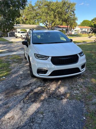 Mini Van available 1