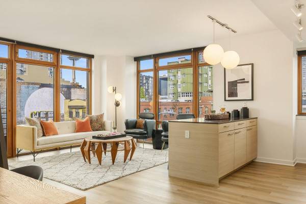 $290,111 / 1br - 781ft2 - Luxury Apt Homes in Belltown's Historic District, GET 4-8 WEEKS FREE! (Belltown)63862289342081122