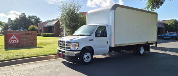 2026 Ford E-350 16'