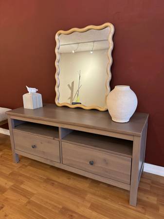 *** CONSOLE / TV Unit *** 1