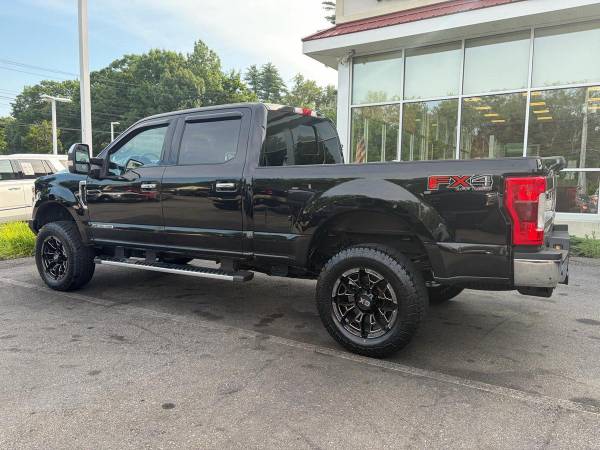 2019 Ford Super Duty F-350 - Photo 11
