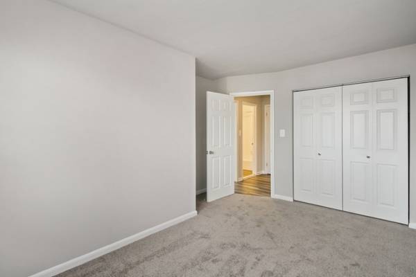 $1,860 / 2br - On-Site Maintenance, Patio/Balcony, Carpeting (1 Giard Dr, Woodlawn, MD)63694891375361124