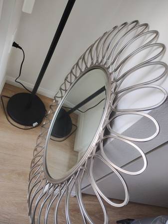 Beautiful Mirror 1