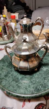 Conjunto de café de tres piezas Reed y Barton - $75 (Haverhill, Mass)63435665629569121