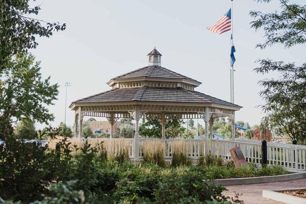 9Ft Ceilings, Walk-in Closets, 1 BD 1