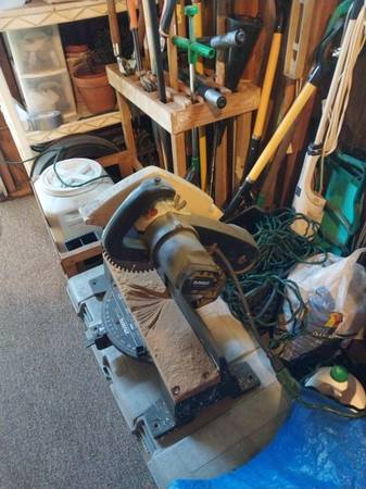 Herramientas sierra Dewalt - $50 (Metairie)63469934051969121