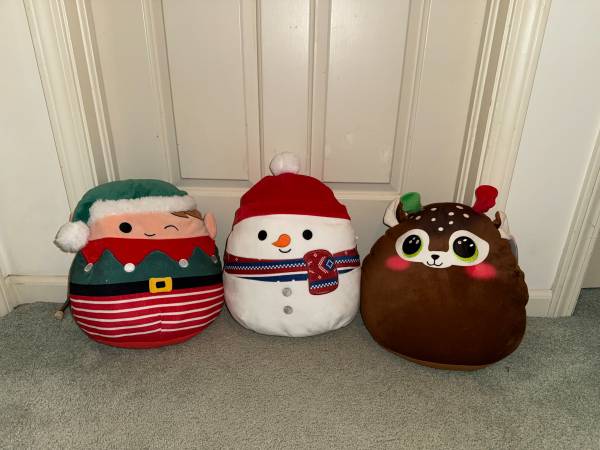 3 large Christmas stuffies, 2 Squishmallows, 1 ty 1