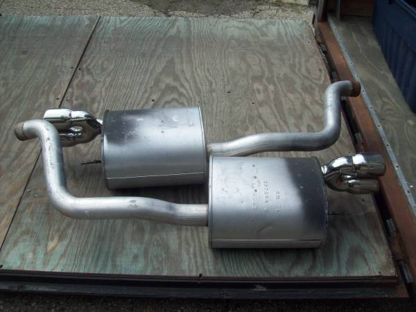 2005 - 2013 OEM CORVETTE MUFFLERS/TAIL PIPES 1