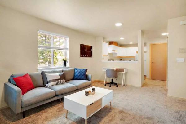 $1,050 / 2br - 395ft2 - Your pets deserve the best! Come to our Pet-Friendly 2 BD / 1.5 BA. (Bellingham)635096502574091211