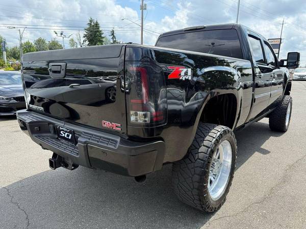 2011 GMC Sierra 3500HD Denali - $27,999 (+ Sports Cars International - Lynnwood)63497640857857123