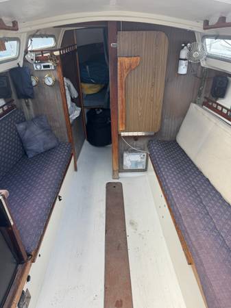 1978 Catalina 27 Sailboat (Tall Rig) 1
