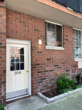 $219,000 / 500ft2 - LARGE STUDIO NEWLY RENOVATED (BAY RIDGE)63945497328003122