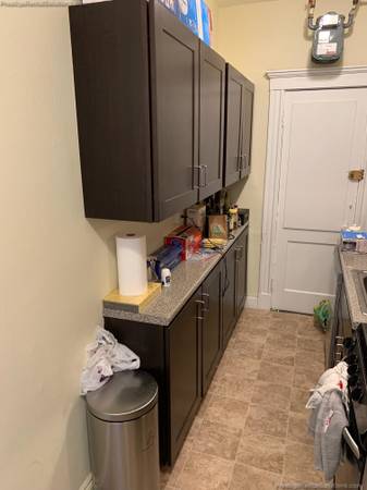 $1,995 Estudio moderno excelente - SIN COMISIÓN - Calefacción / Agua caliente incluidos - Lavandería - Cerca del tren - Se aceptan gatos (Allston)63996404921986123