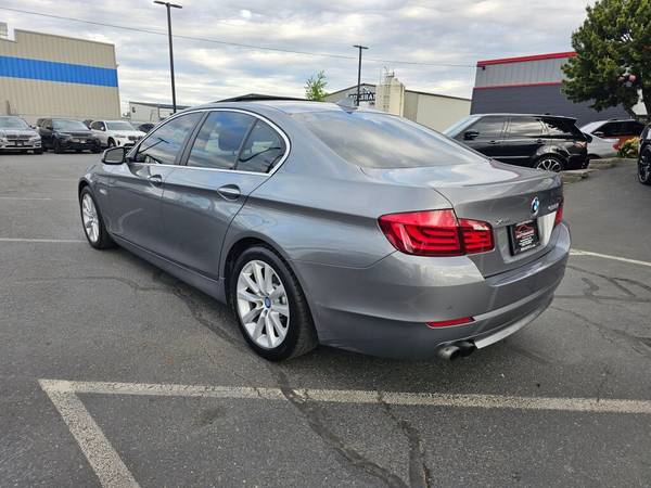 2013 BMW 5 Series 528i xDrive - $11,850 (Pre-Owned Luxury)63442037665665122